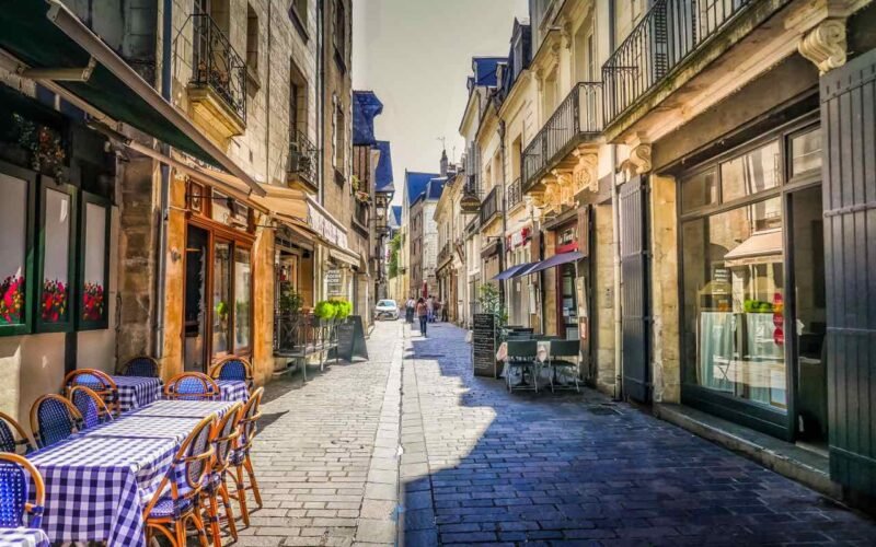 Best Places to Visit in France on a Low Budget